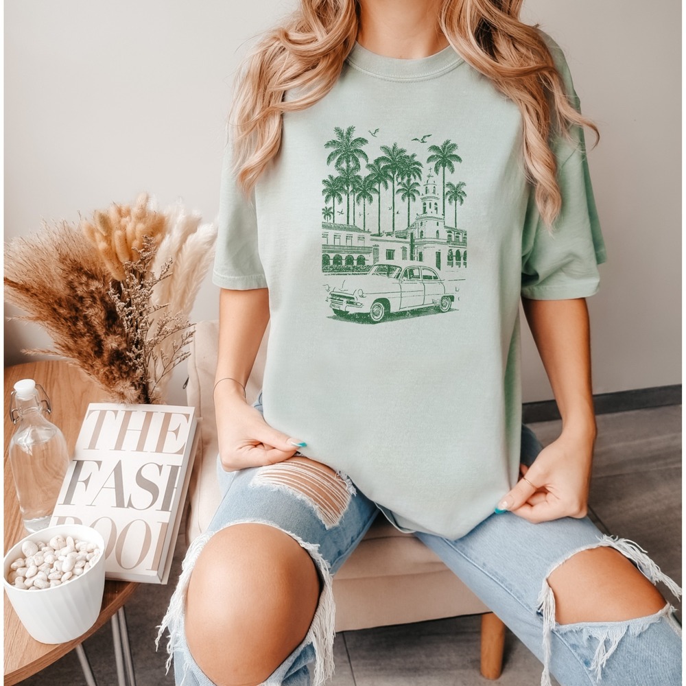 Havana Vintage Colonial Architecture Graphic Tee Retro Travel Style